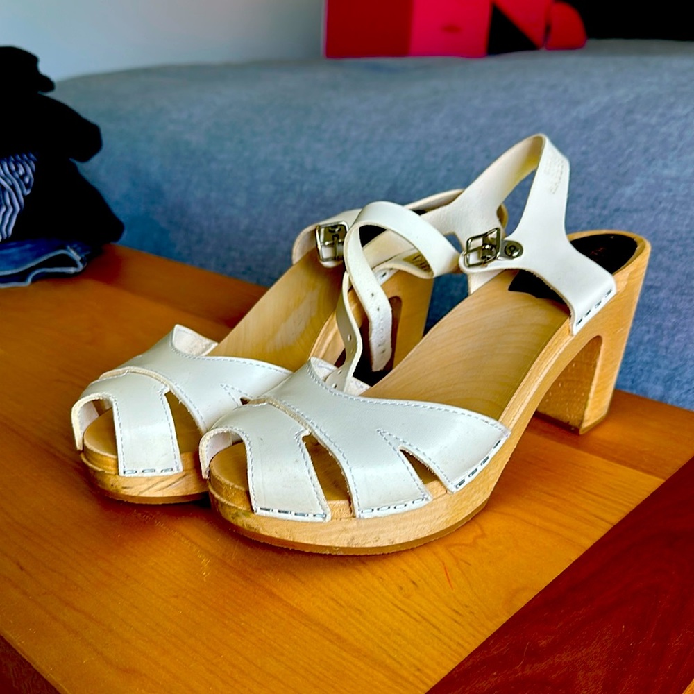 Swedish Hasbeens White Suzanne wooden clog sandal
